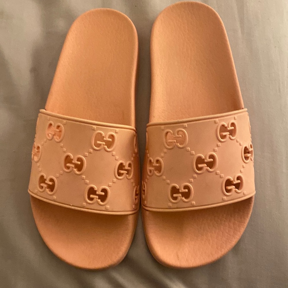 Authentic Pick Gucci slides